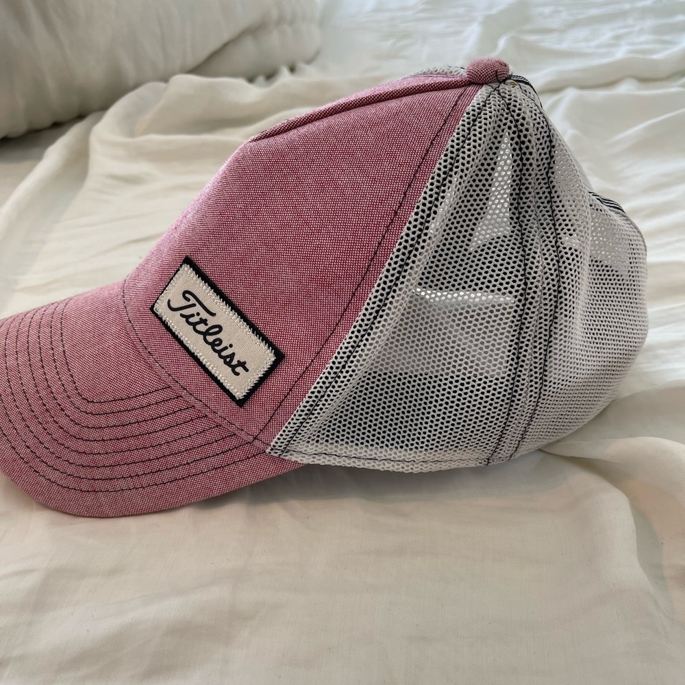 titleist hat